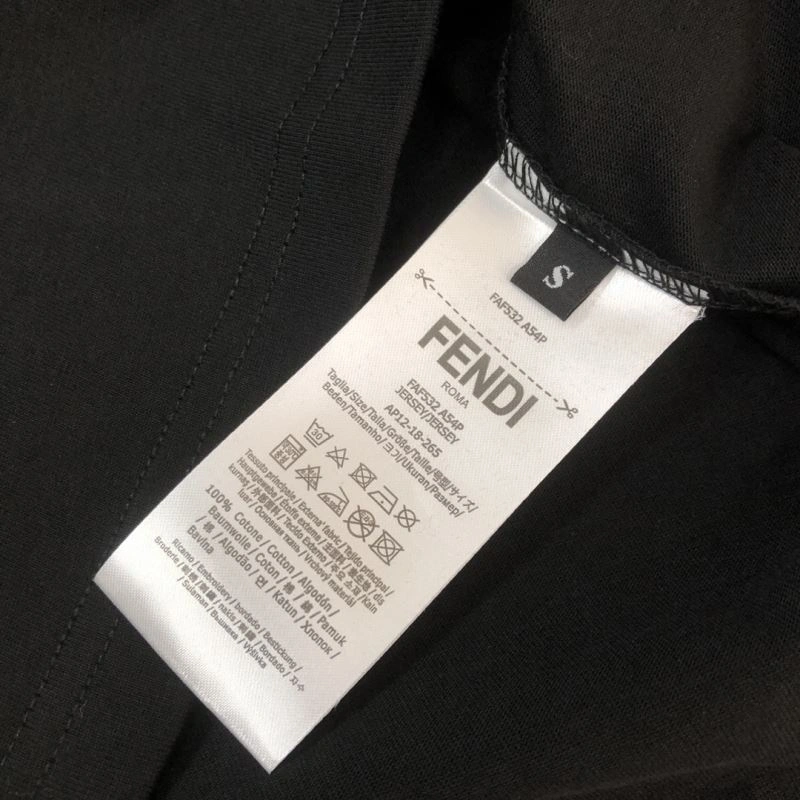 Fendi T-Shirts Sophisticated 123184