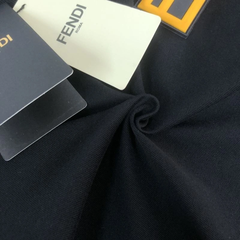 Fendi T-Shirts Cozy 123171