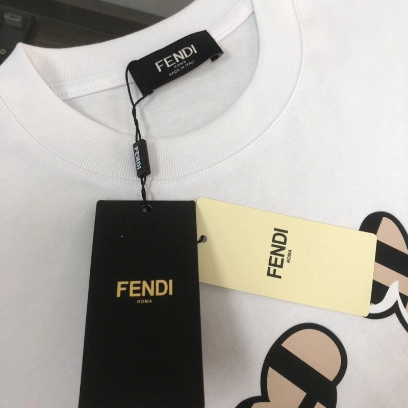 Fendi T-Shirts Vibrant 123167