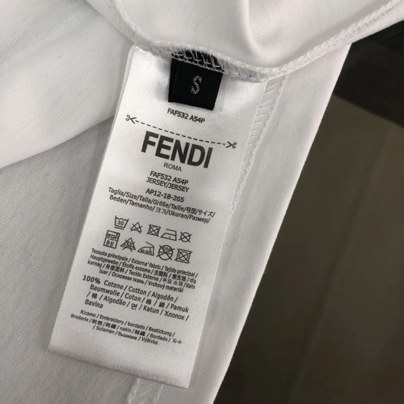 Fendi T-Shirts Contemporary 123155