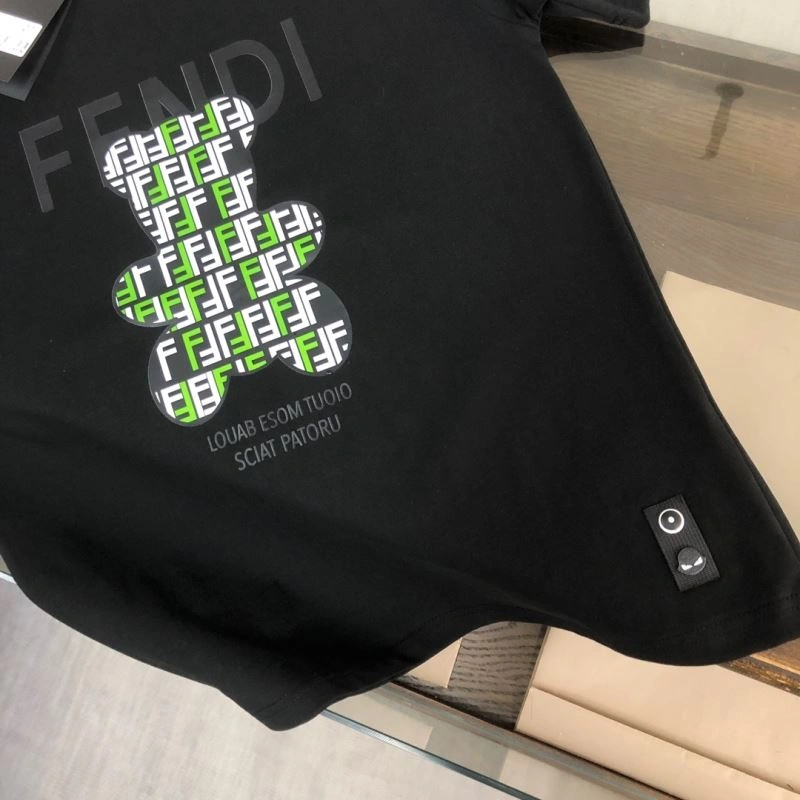 Sustainable Fendi T-Shirts 123145