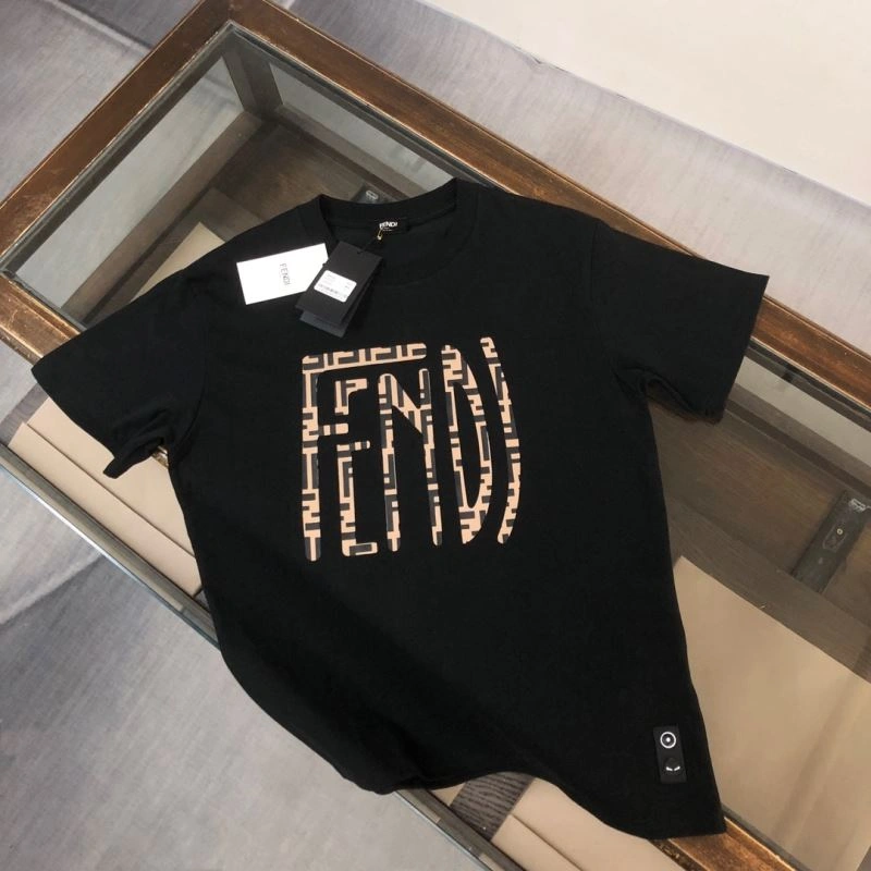 Effortless Fendi T-Shirts 123143