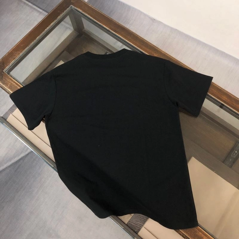 Effortless Fendi T-Shirts 123143