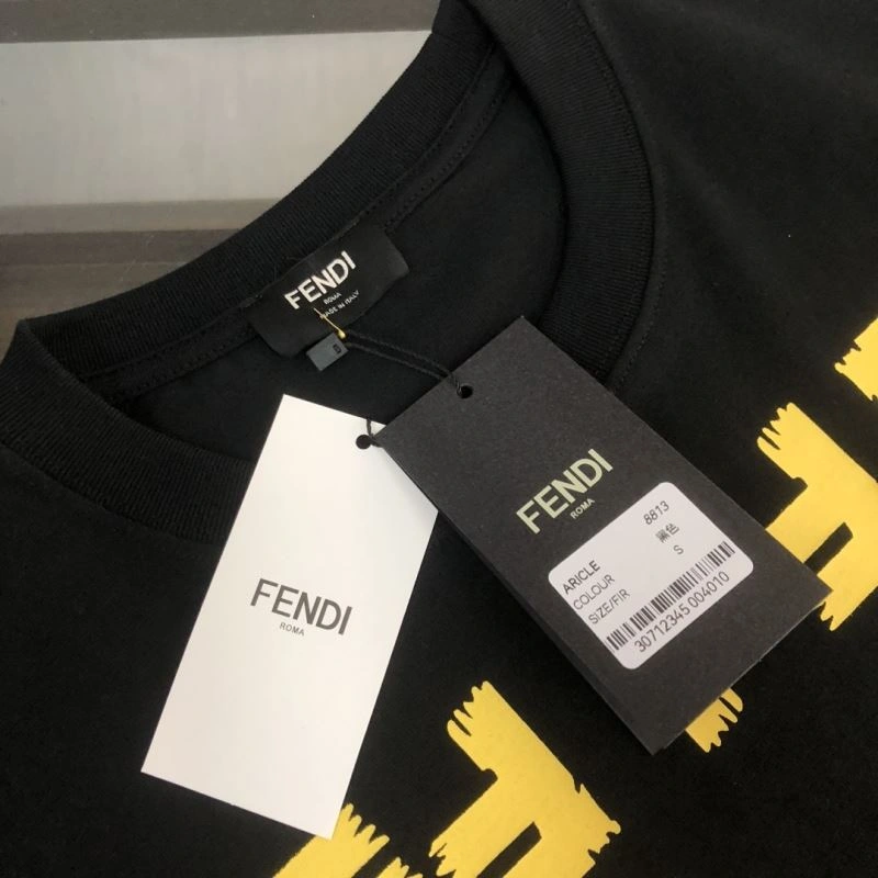 Fendi T-Shirts Casual 123144