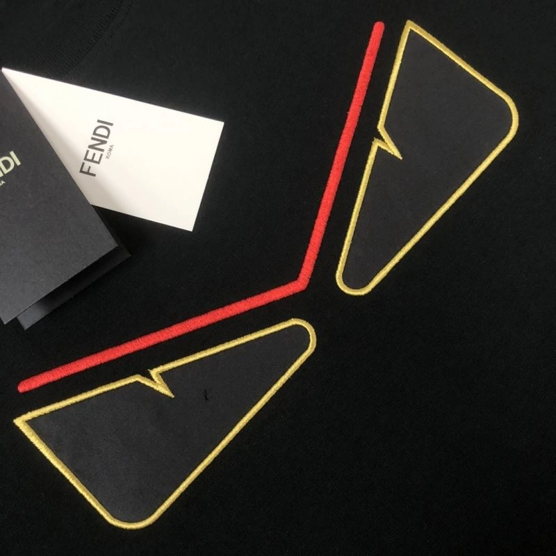 Seasonal Fendi T-Shirts 123134