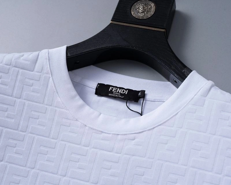 Soft Fendi T-Shirts 120345