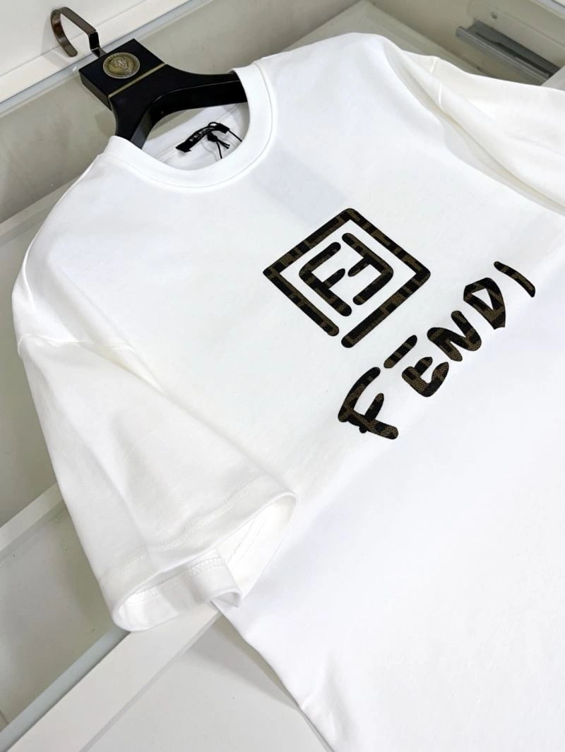 Fendi T-Shirts Soft 122842