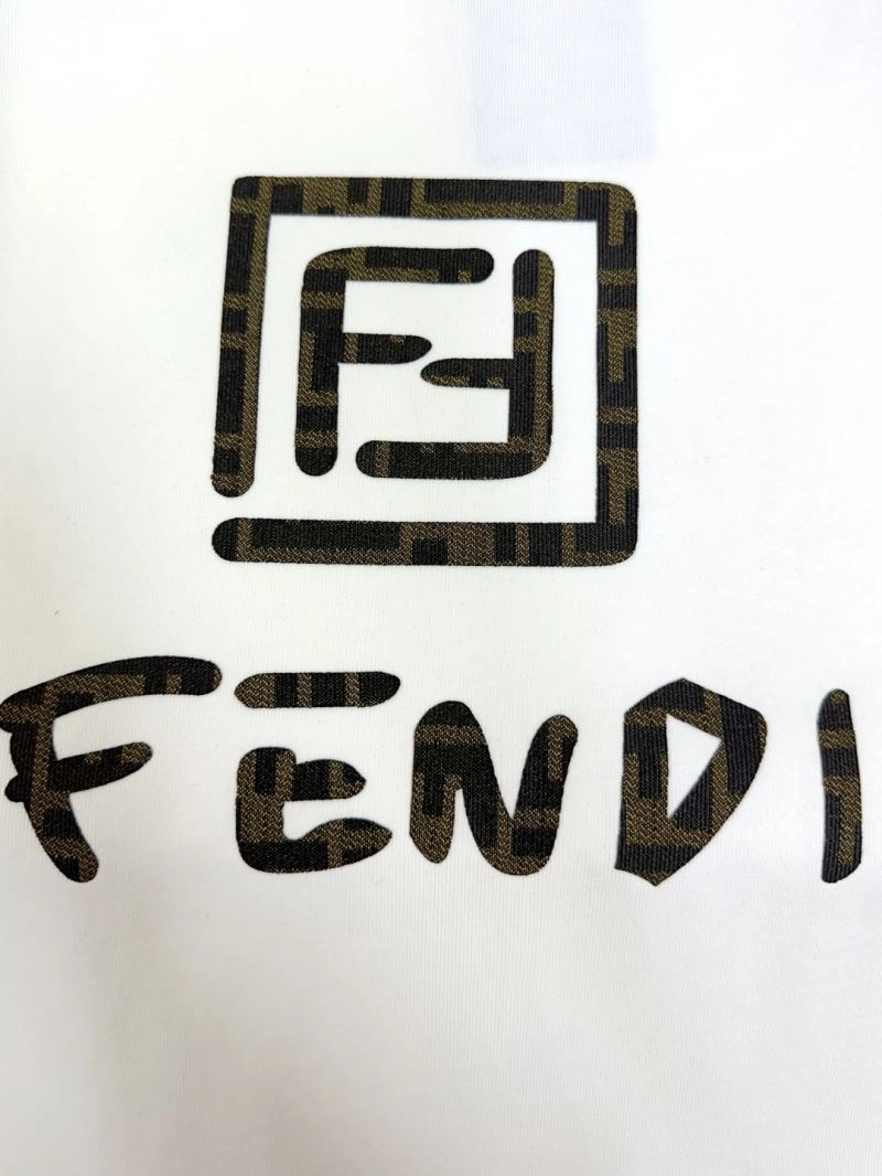Fendi T-Shirts Soft 122842