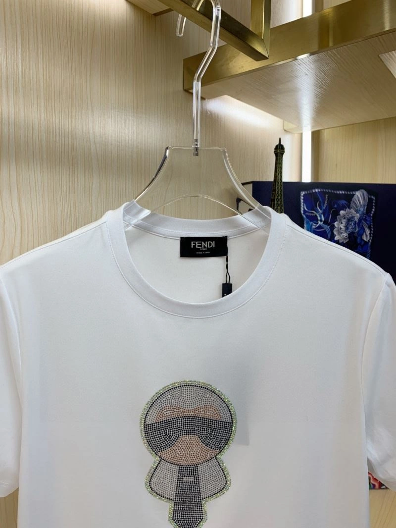 Fendi T-Shirts Durable 122838