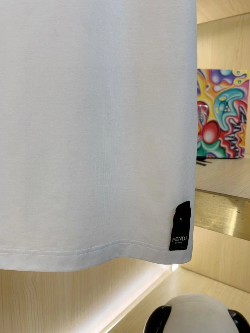 Fendi T-Shirts Durable 122838