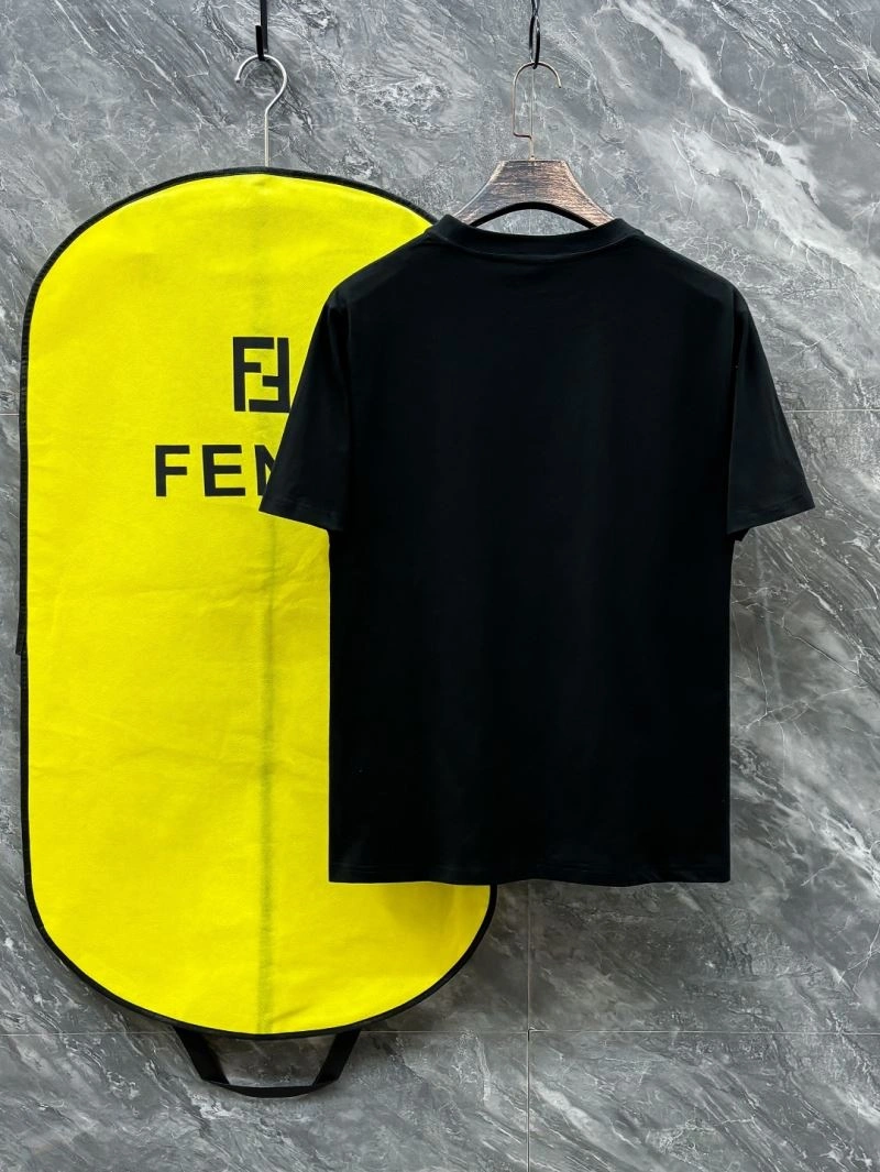 Compact Fendi T-Shirts 122832