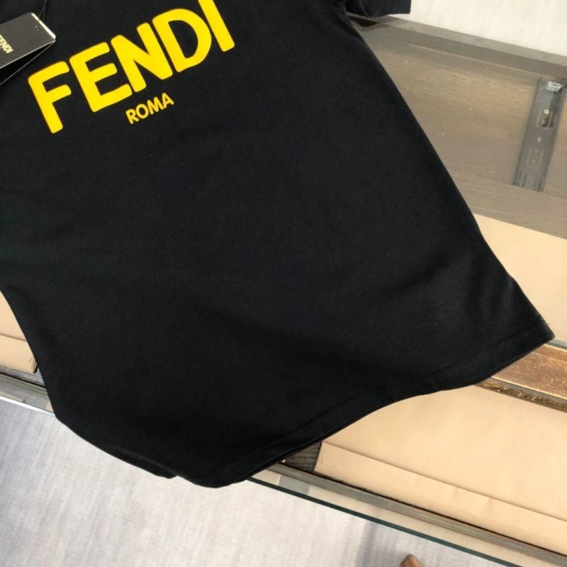 Comfortable Fendi T-Shirts 122822