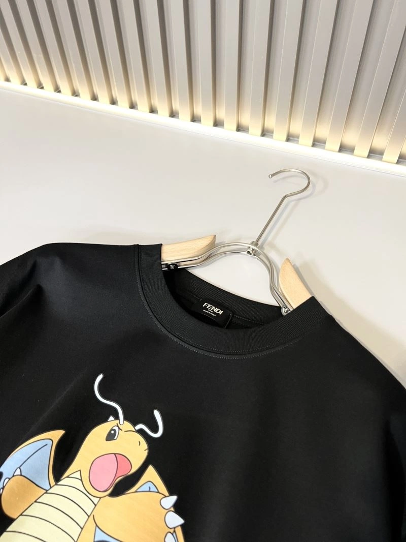 Versatile Fendi T-Shirts 122823