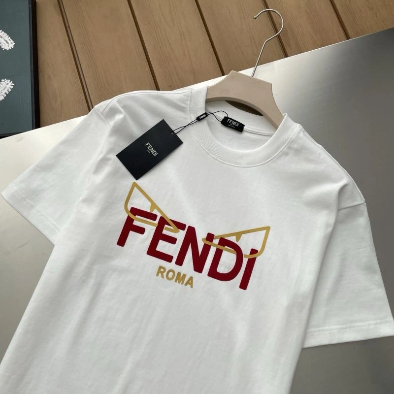 Fendi T-Shirts Versatile 122800