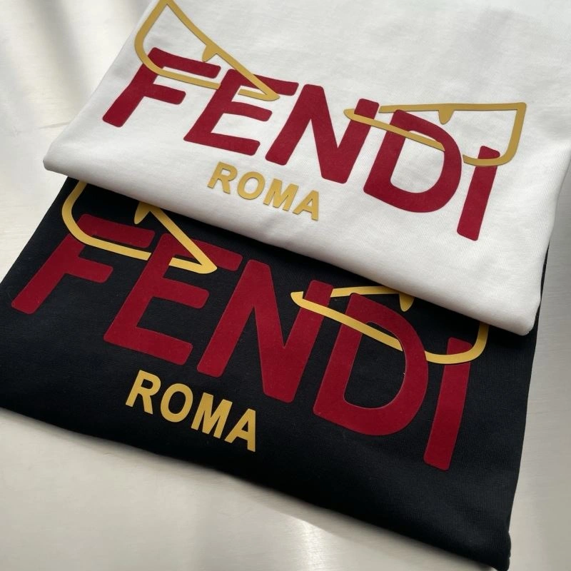 Fendi T-Shirts Versatile 122800