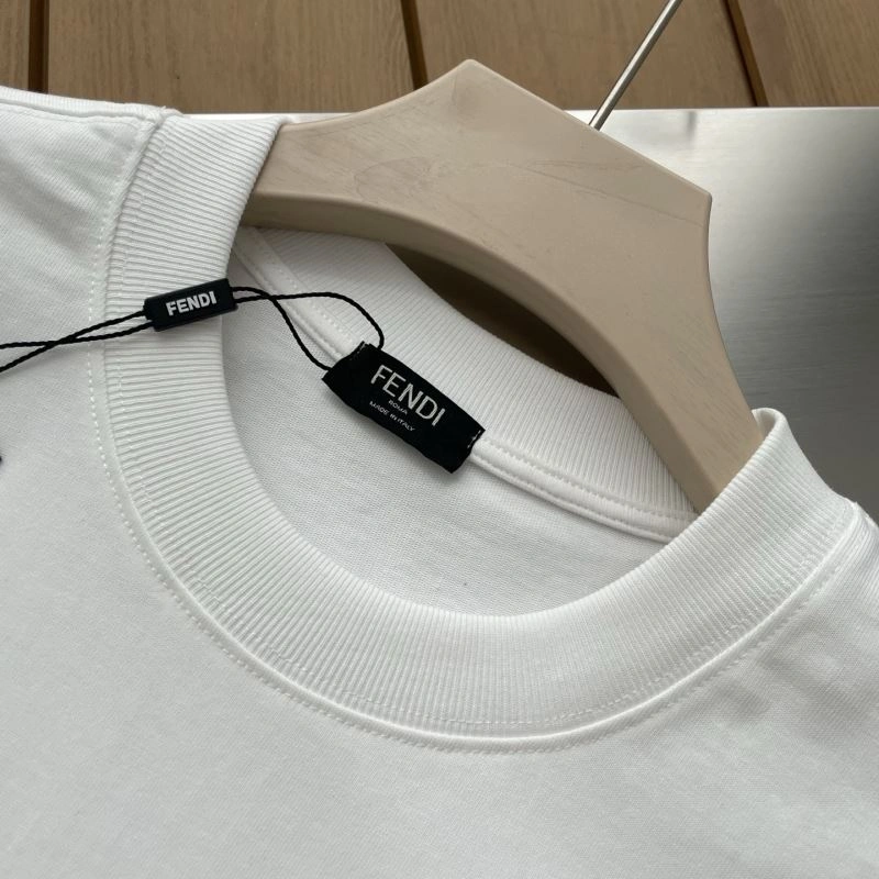 Fendi T-Shirts Versatile 122800
