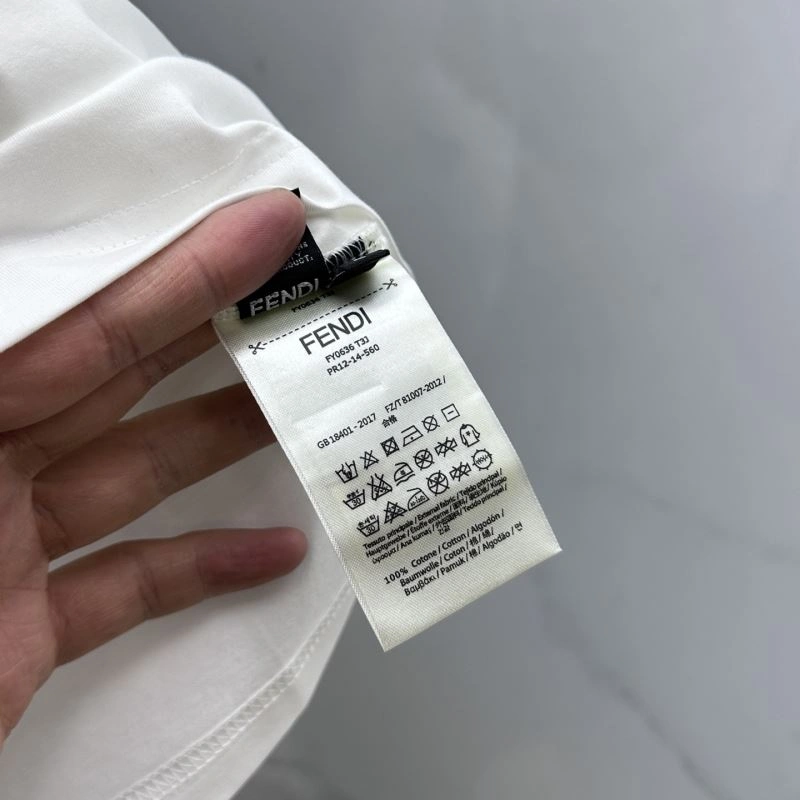 Modern Fendi T-Shirts 122801