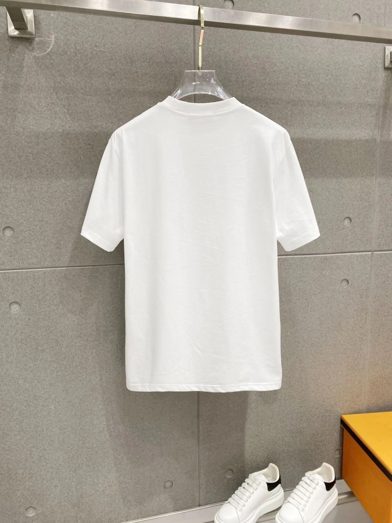 Fendi T-Shirts Comfortable 122767