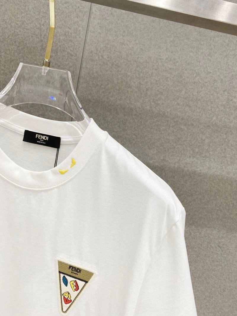 Fendi T-Shirts Comfortable 122767