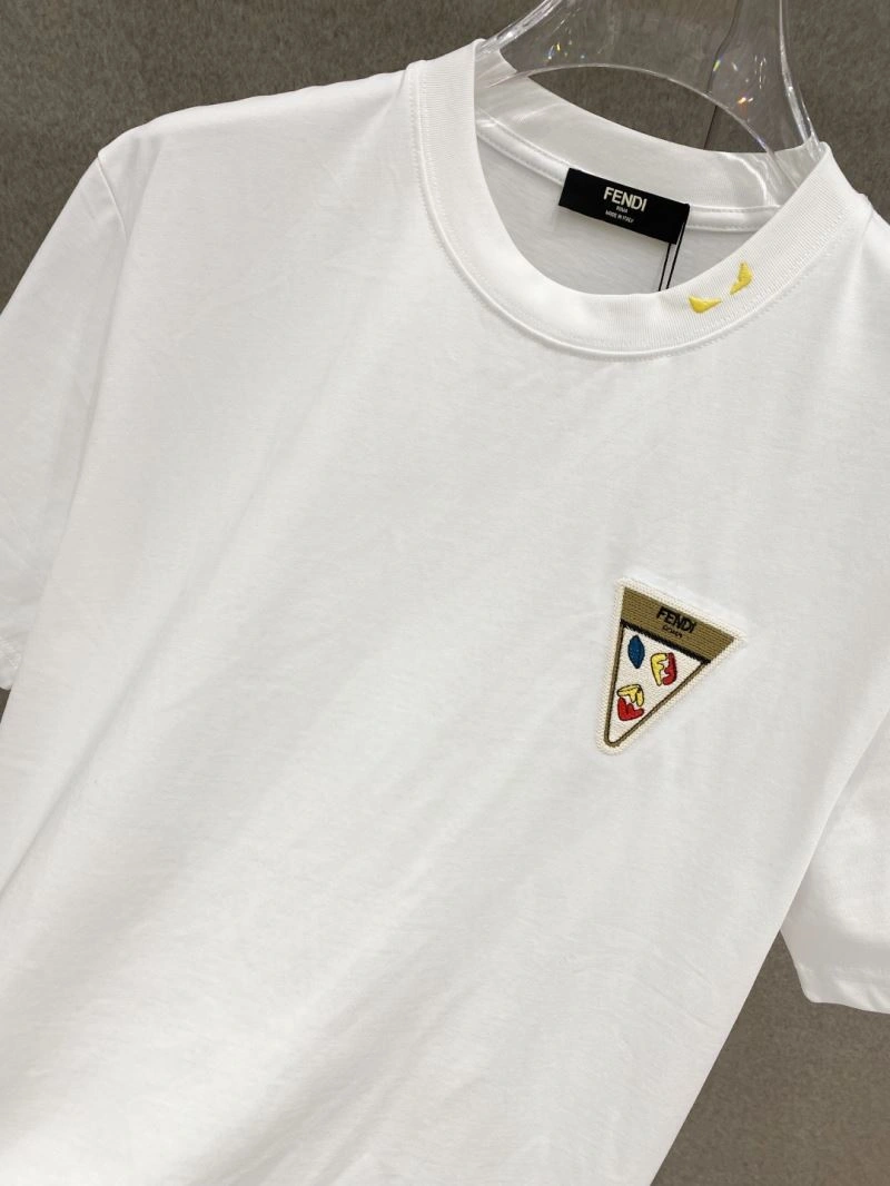 Fendi T-Shirts Comfortable 122767