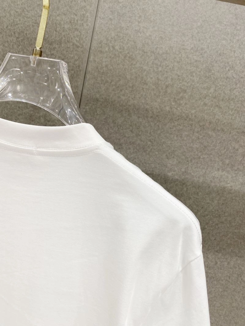 Fendi T-Shirts Comfortable 122767