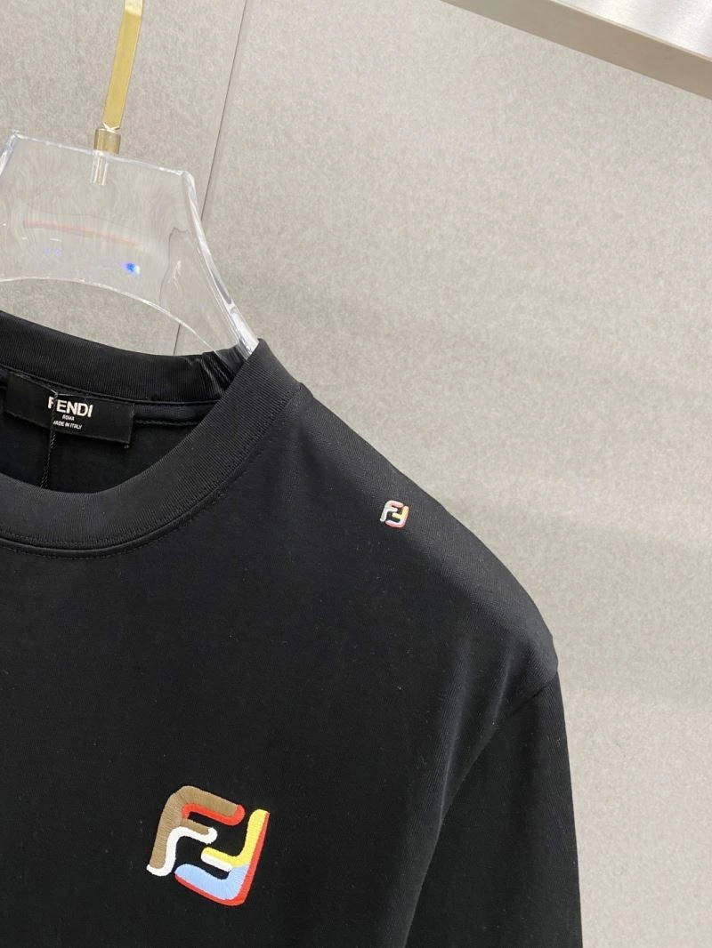 ComfortFit Fendi T-Shirts 122785