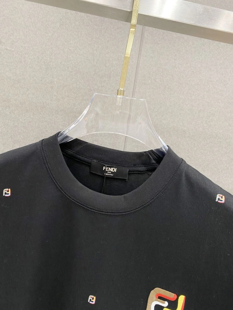 ComfortFit Fendi T-Shirts 122785