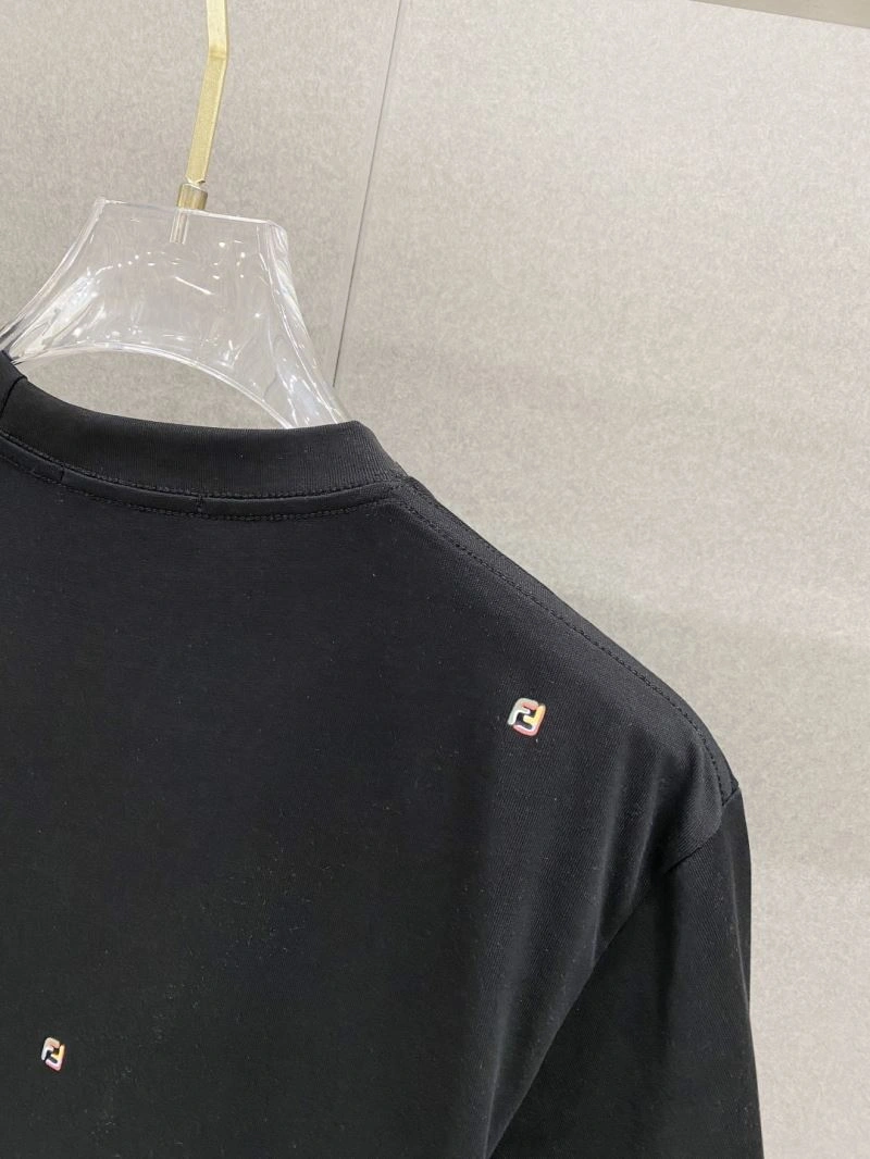 ComfortFit Fendi T-Shirts 122785