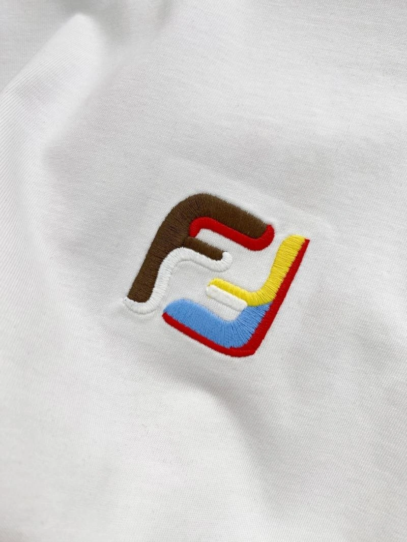 Versatile Fendi T-Shirts 122771