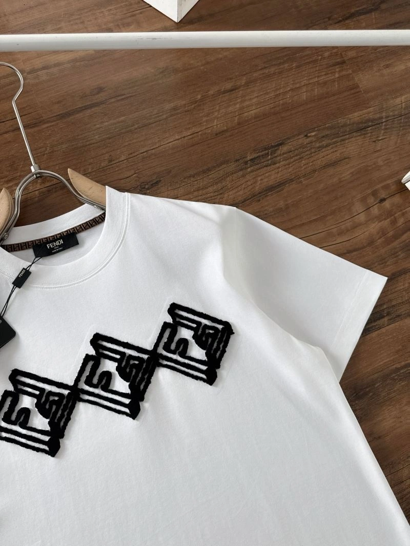 Stylish Fendi T-Shirts 122756