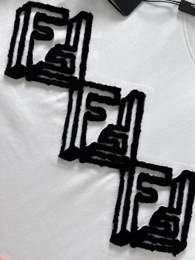 Stylish Fendi T-Shirts 122756