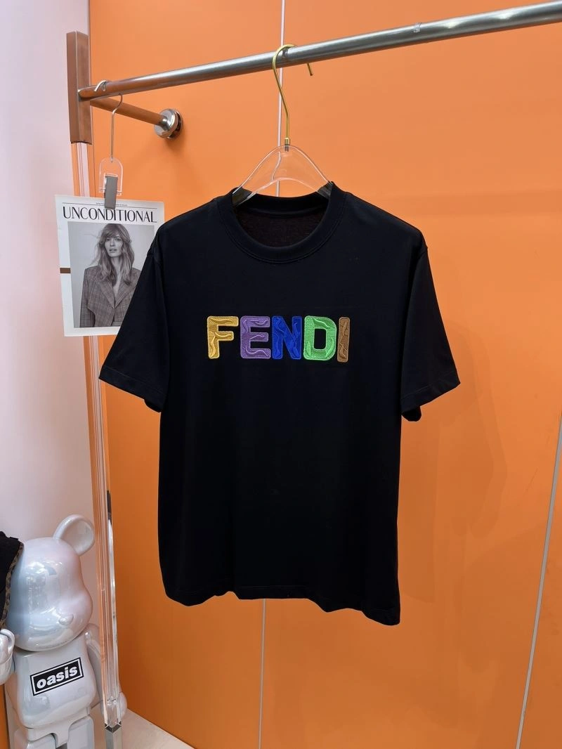 Fendi T-Shirts Trendsetting 122591