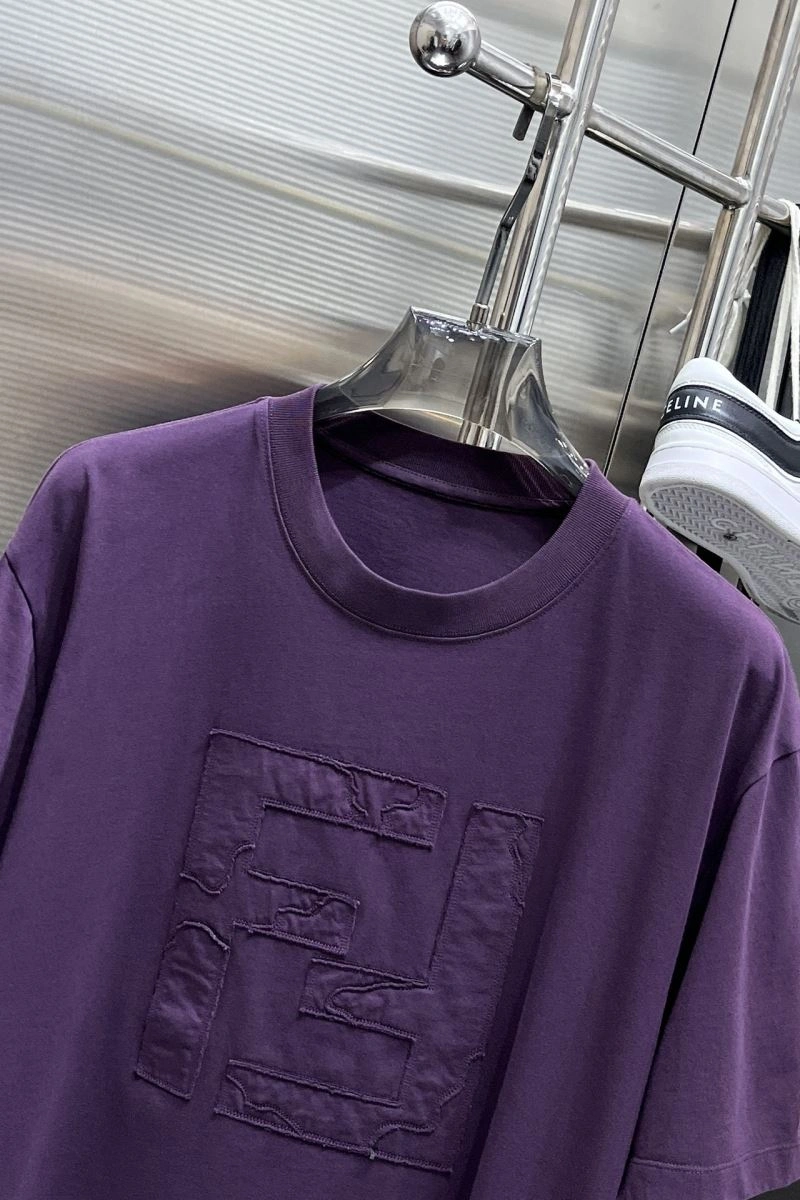 Fendi T-Shirts TimelessDesign 122560