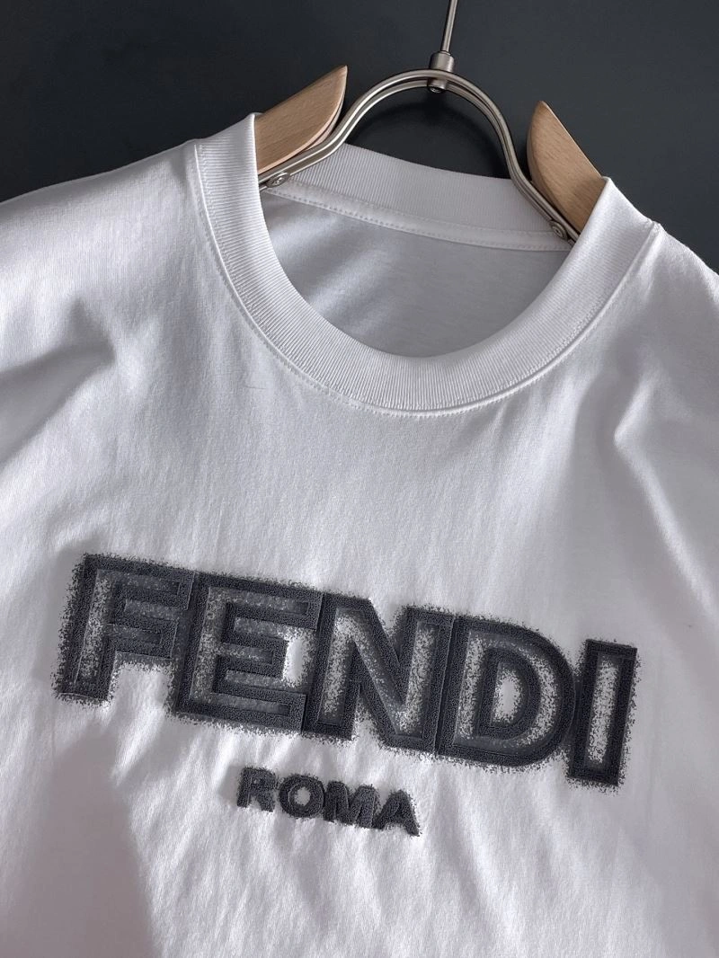 Vibrant Fendi T-Shirts 122573