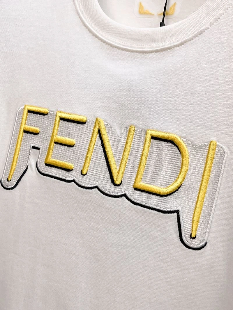 UrbanChic Fendi T-Shirts 122559