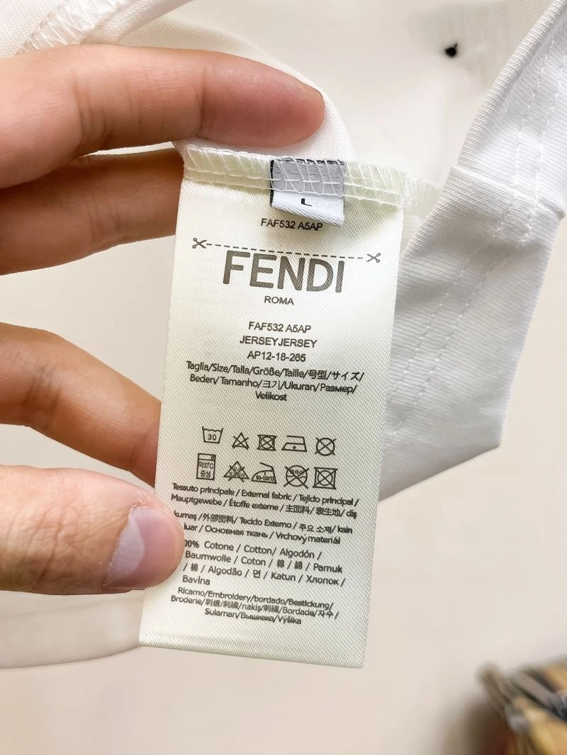 UrbanChic Fendi T-Shirts 122559