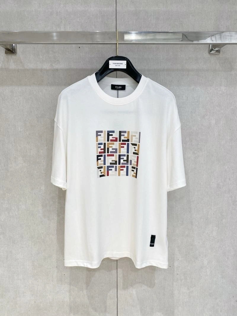 Fendi T-Shirts Youthful 122564
