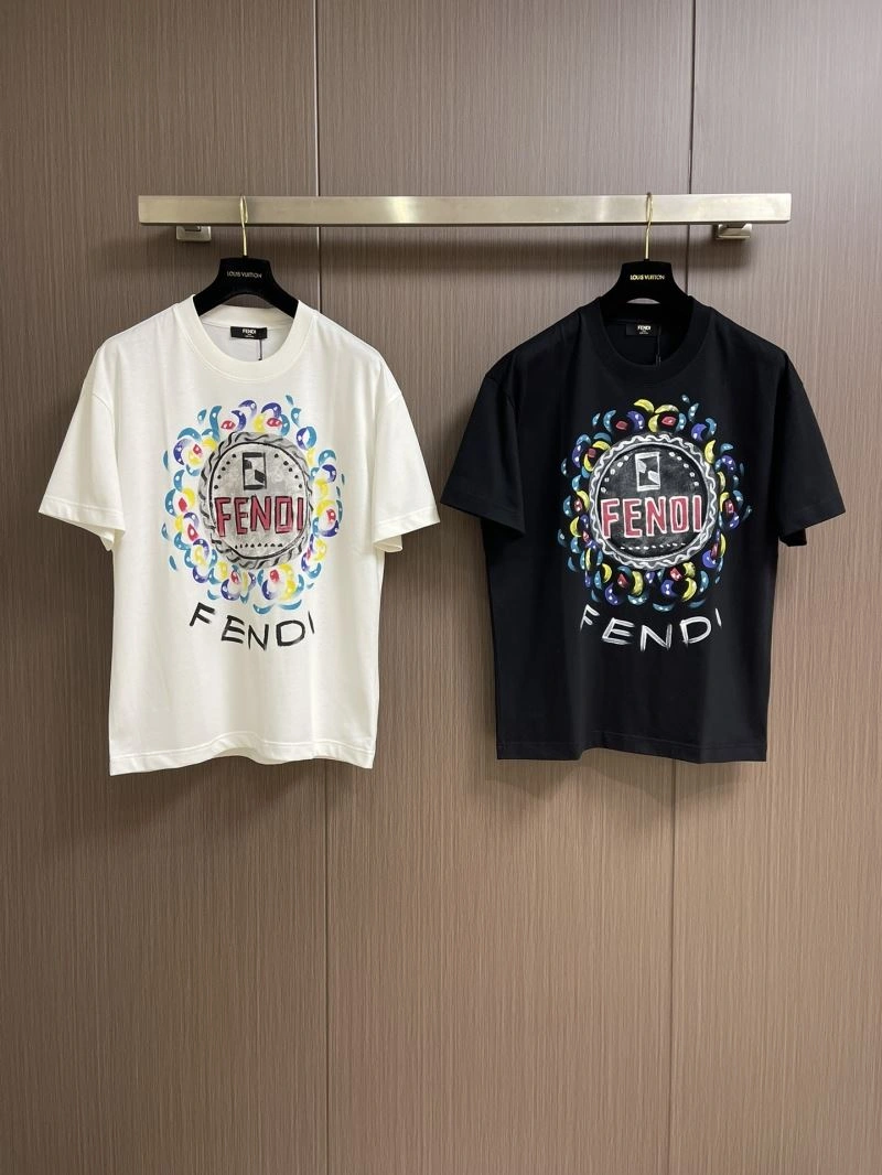 Fendi T-Shirts Chic 122557