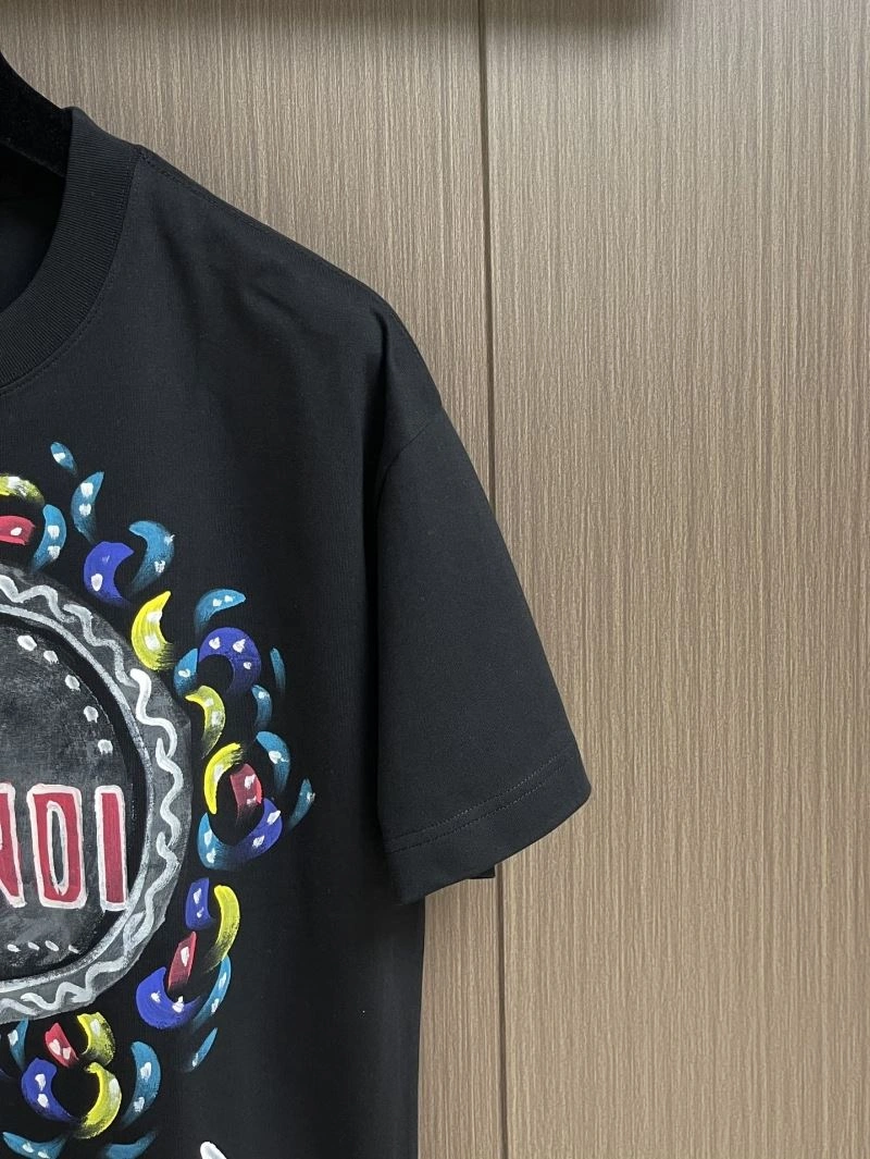 Fendi T-Shirts Chic 122557