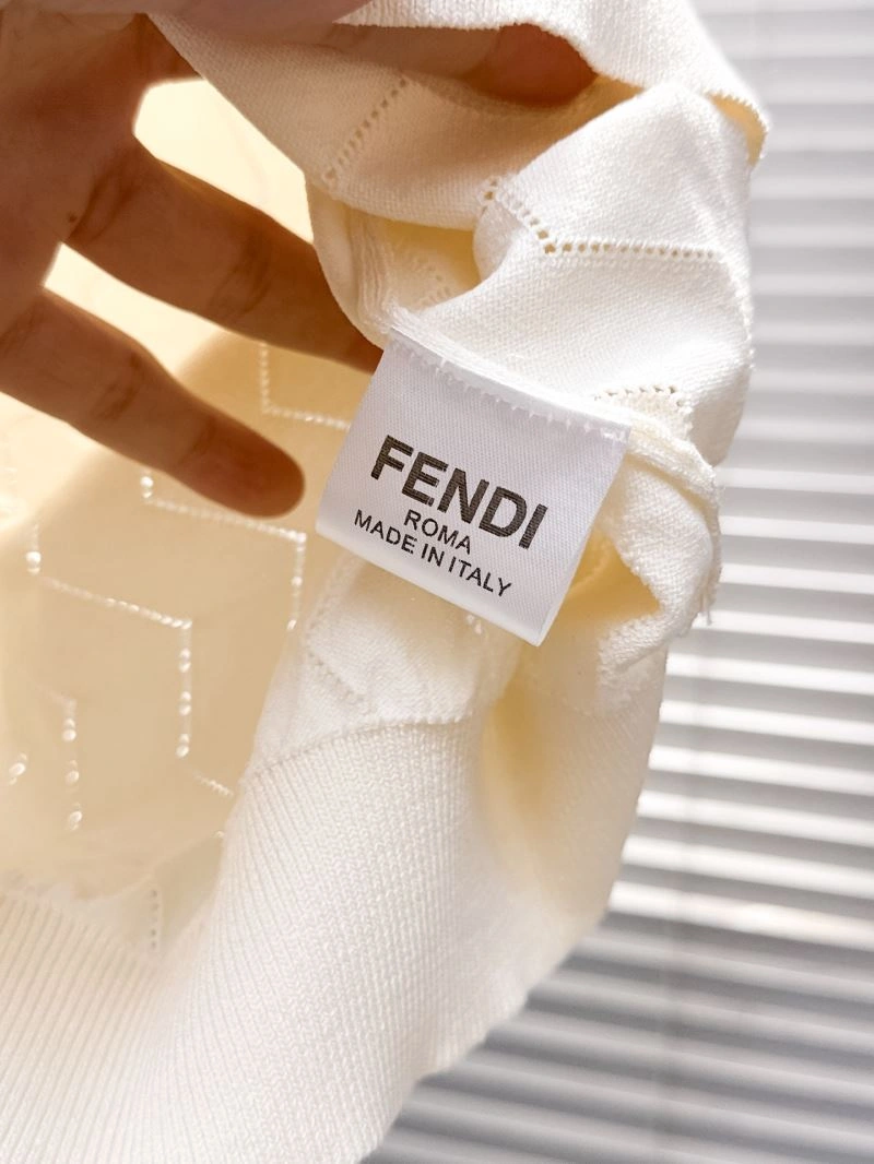 Fendi T-Shirts Trendy 122582