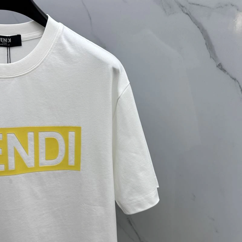 Fendi T-Shirts Lightweight 122554