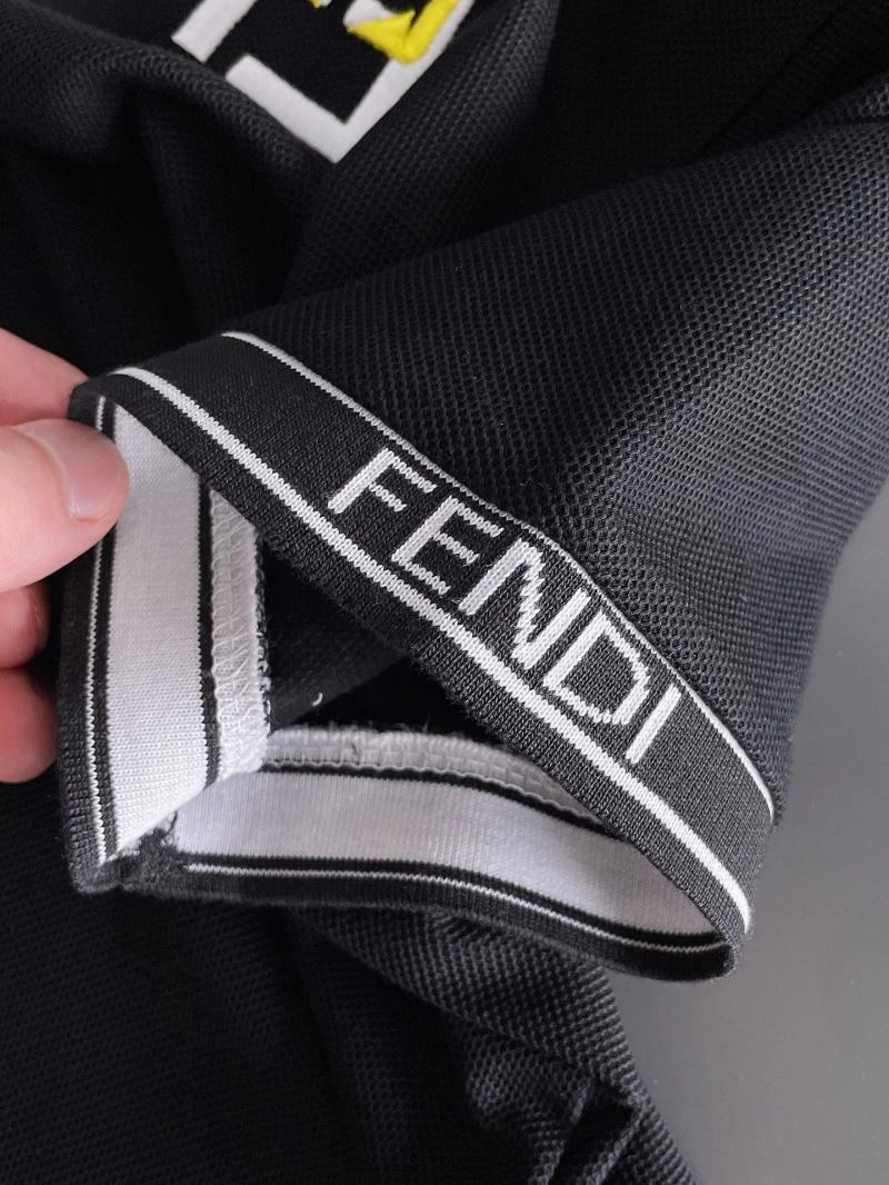 Fendi T-Shirts Chic 122548
