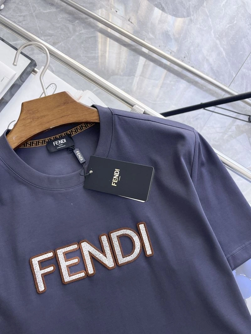 Fendi T-Shirts Breathable 122519