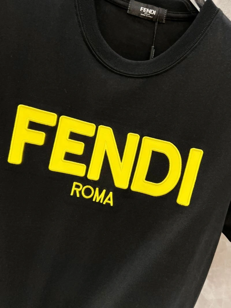 Fendi T-Shirts AllSeason 122535