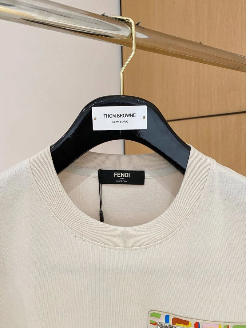 Fendi T-Shirts Lightweight 122522