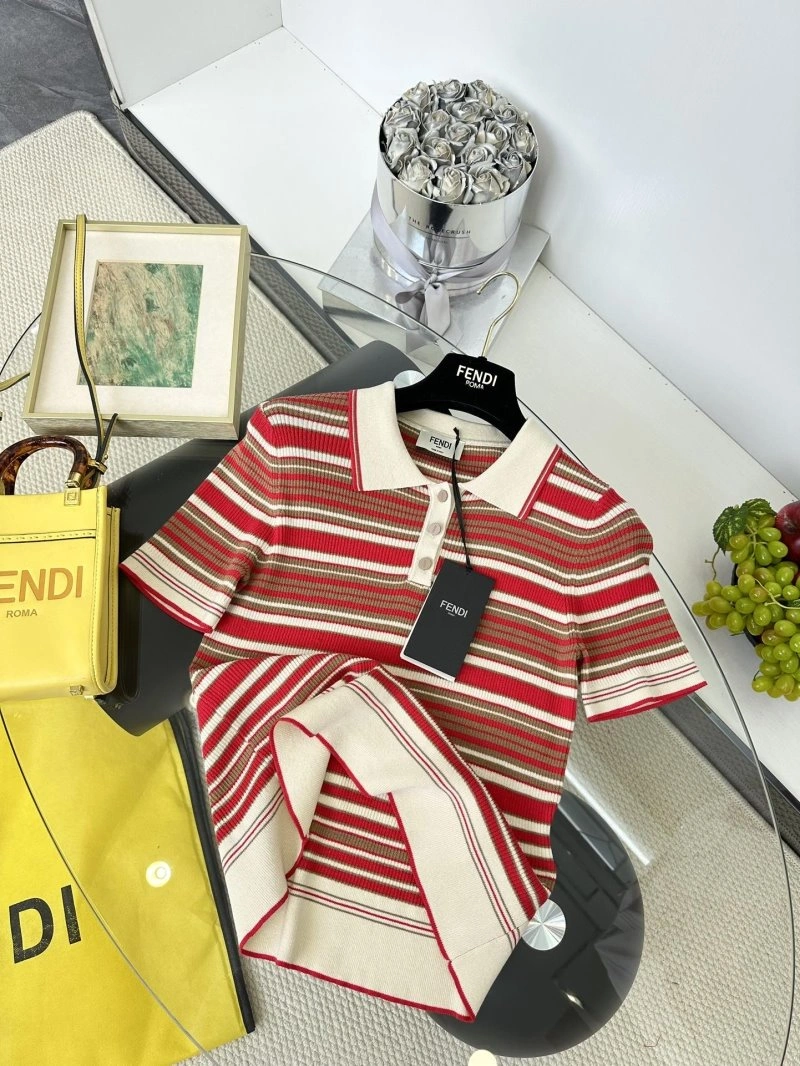 Fendi T-Shirts SmoothTexture 120557
