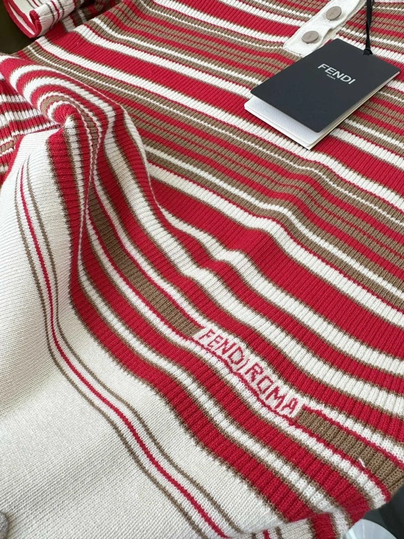 Fendi T-Shirts SmoothTexture 120557
