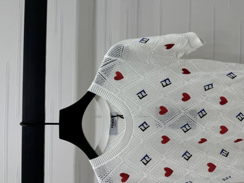 NewStyle Fendi T-Shirts 120550