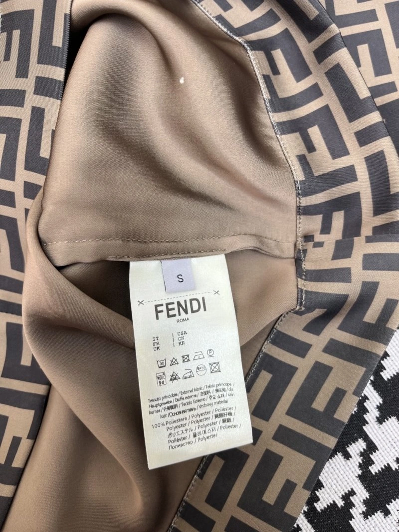 Fendi T-Shirts Breathable 120749