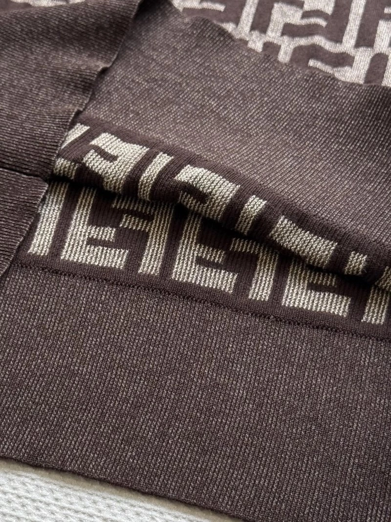 WellDesigned Fendi T-Shirts 120755